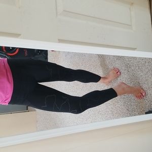 EUC Athleta All In Floral Laser Cut 7/8 Leggings